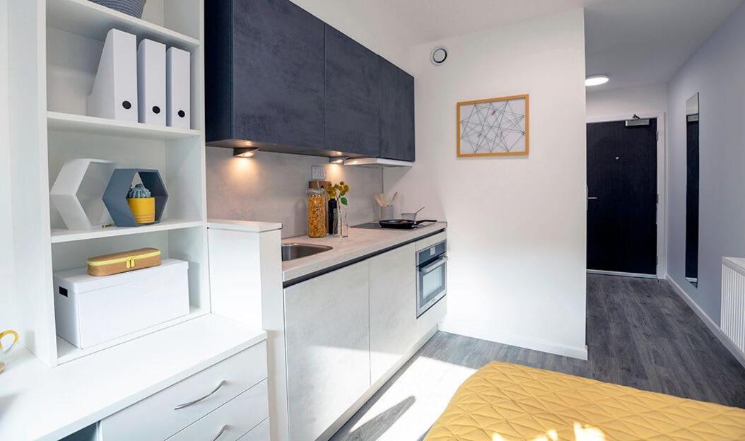 Minimalist Studio Apartments At Westcombe House In Greenwich Лондон Екстериор снимка